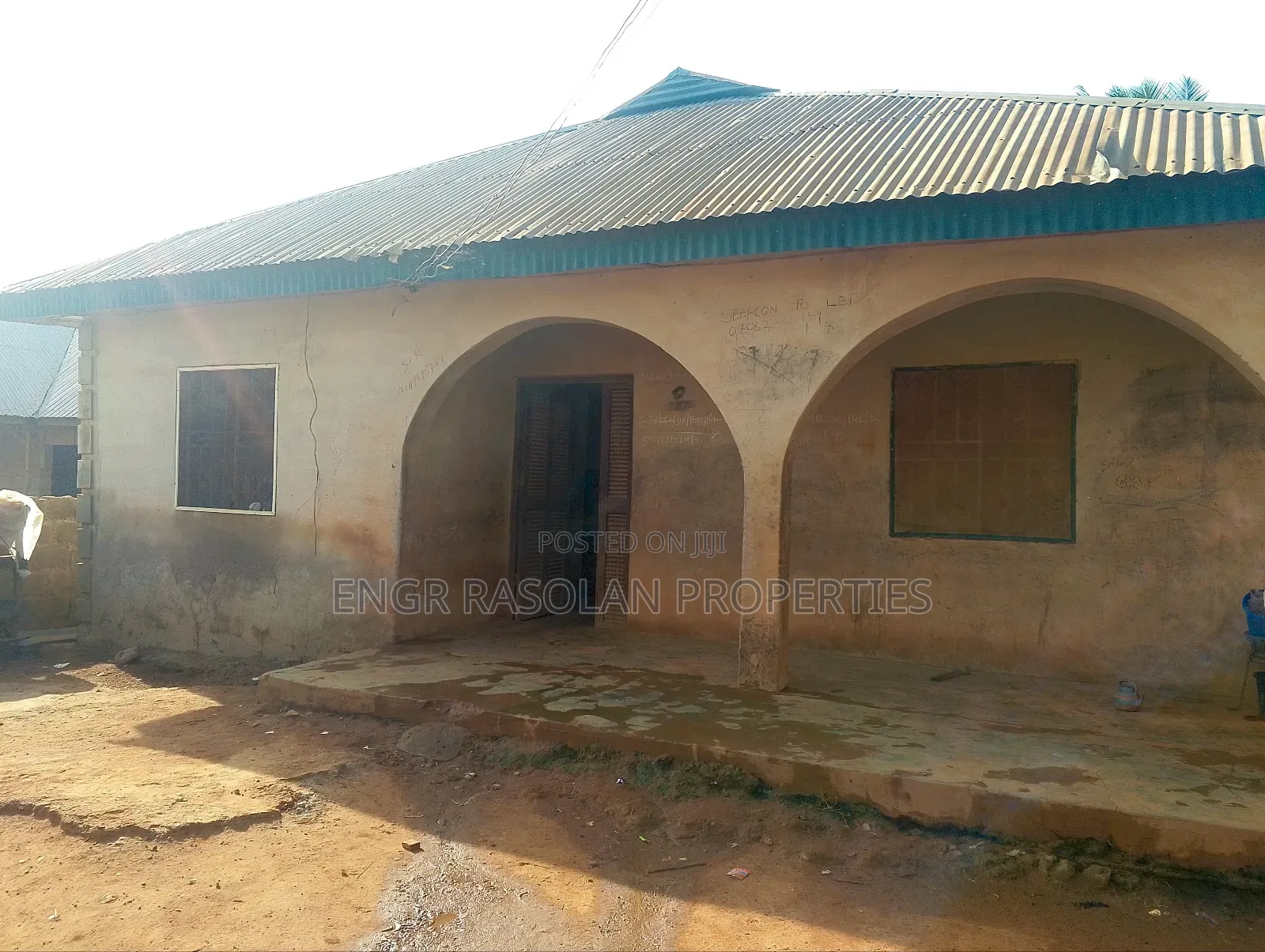 1bdrm Block of Flats in Olalolomi, Offa for sale in Offa