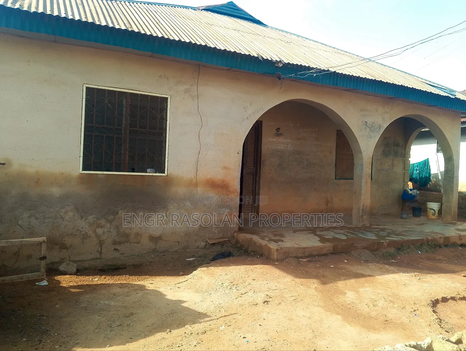 1bdrm Block of Flats in Olalolomi, Offa for sale in Offa