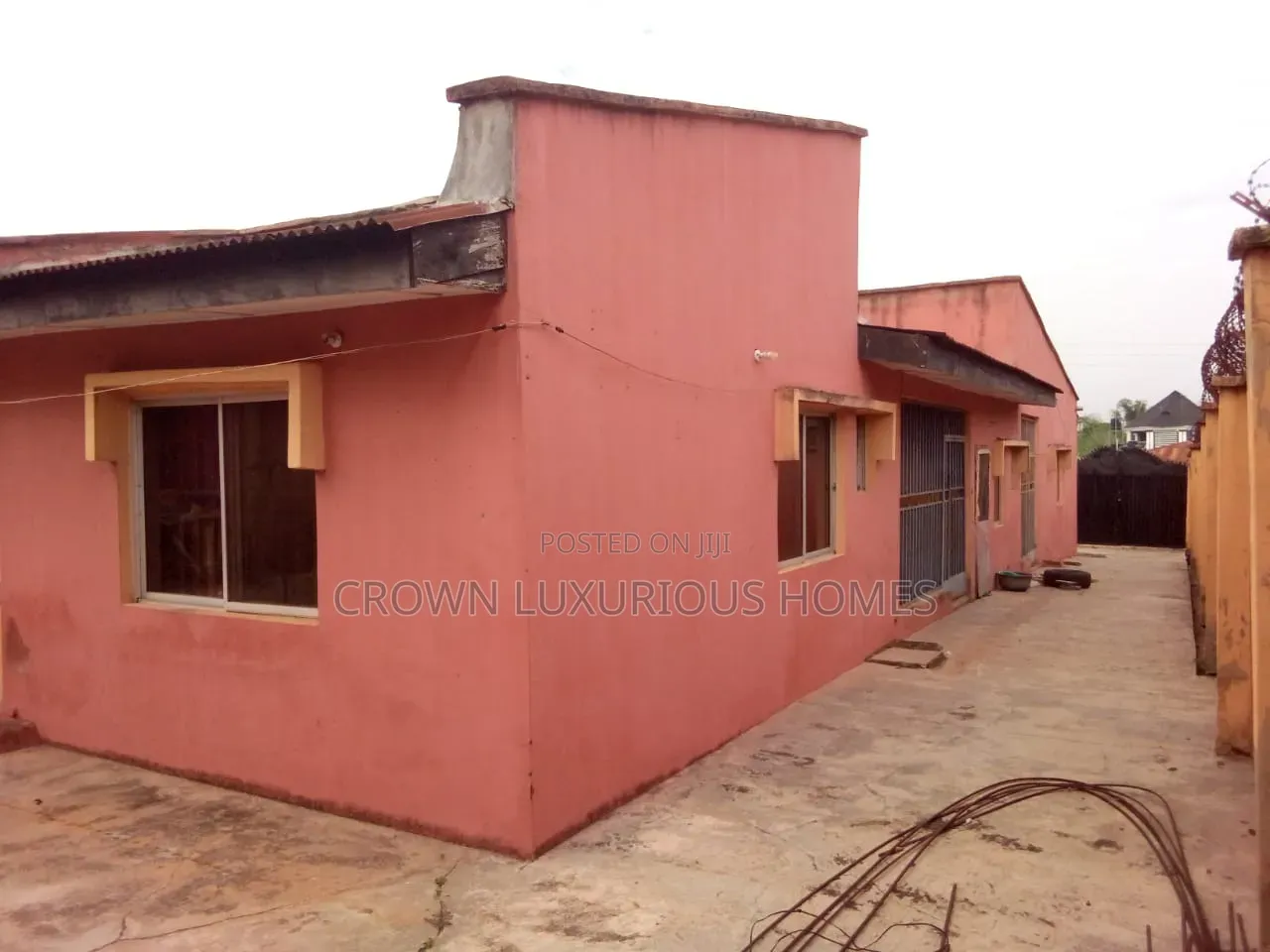 3bdrm Block of Flats in Aho Estate, Ibadan for sale in Ibadan
