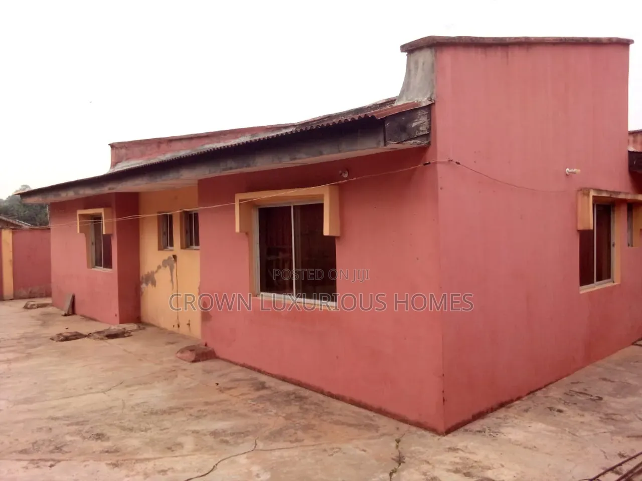 3bdrm Block of Flats in Aho Estate, Ibadan for sale in Ibadan