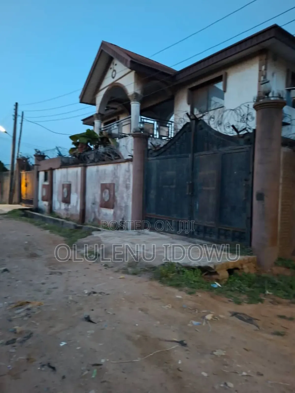 Furnished 3bdrm Block of Flats in Baruwa for sale in Baruwa