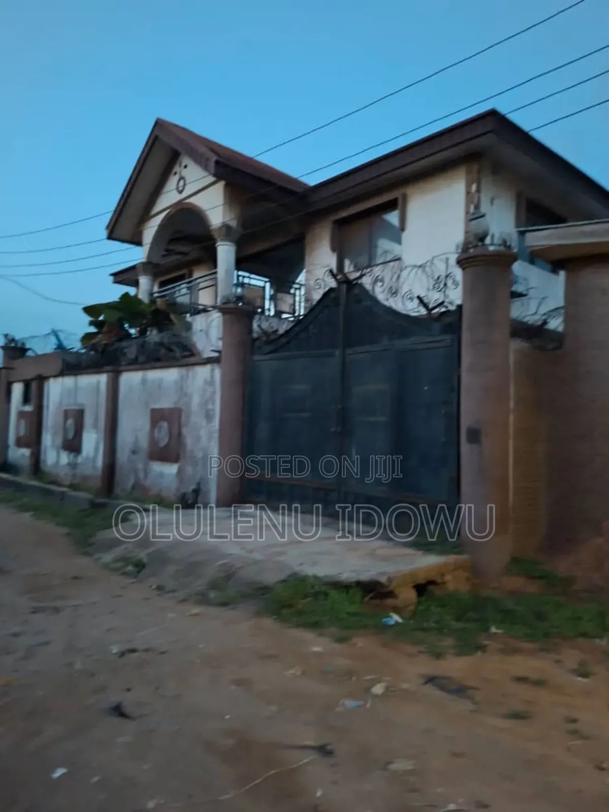 Furnished 3bdrm Block of Flats in Baruwa for sale in Baruwa