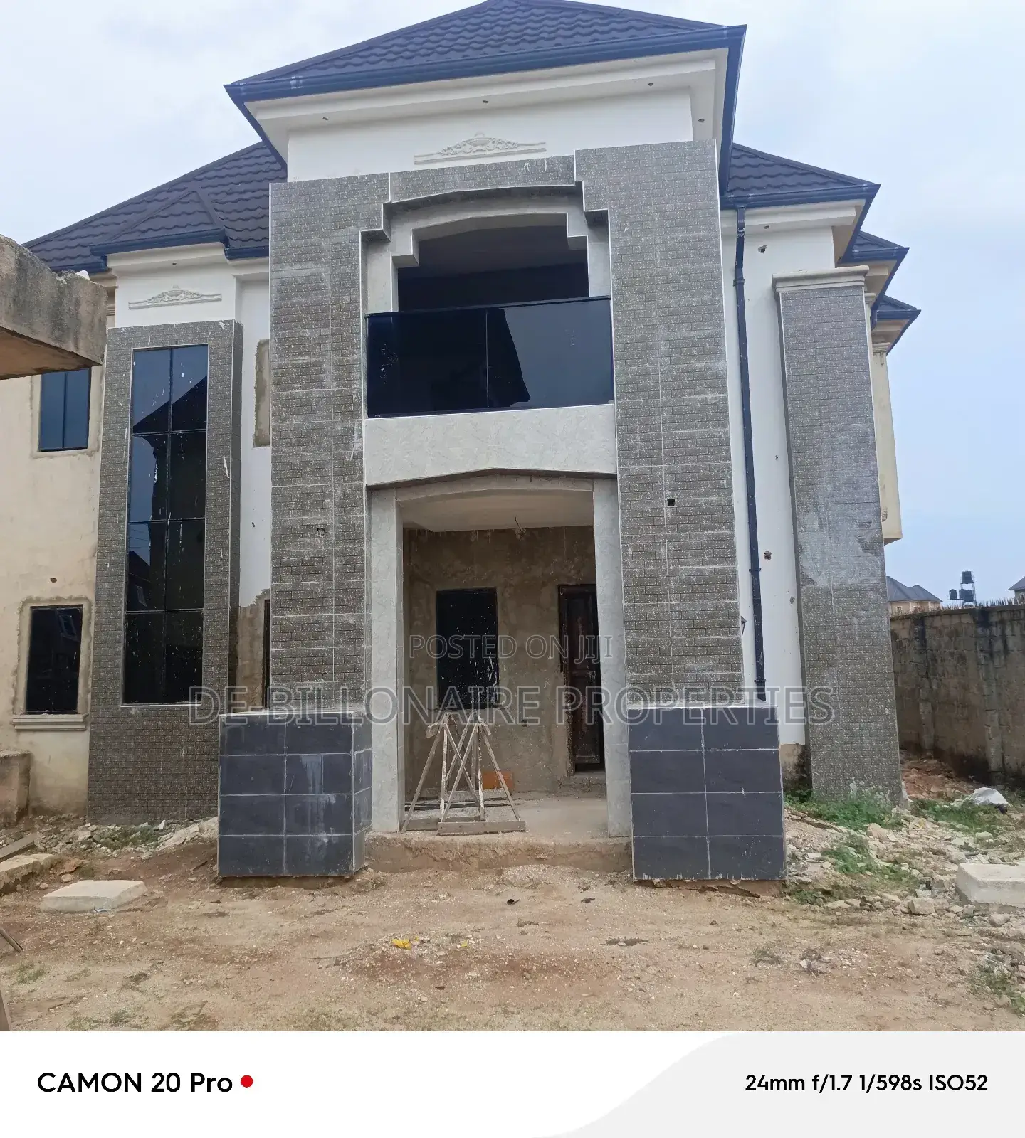 5bdrm Duplex in Human Race, Owerri for sale in Owerri