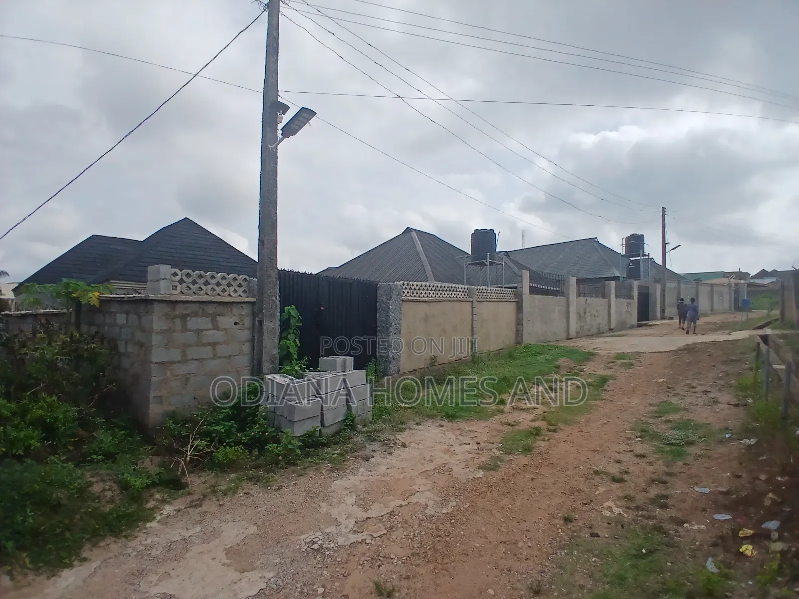 2bdrm Bungalow in Sheu, Ologuneru, Ibadan for sale in Ibadan