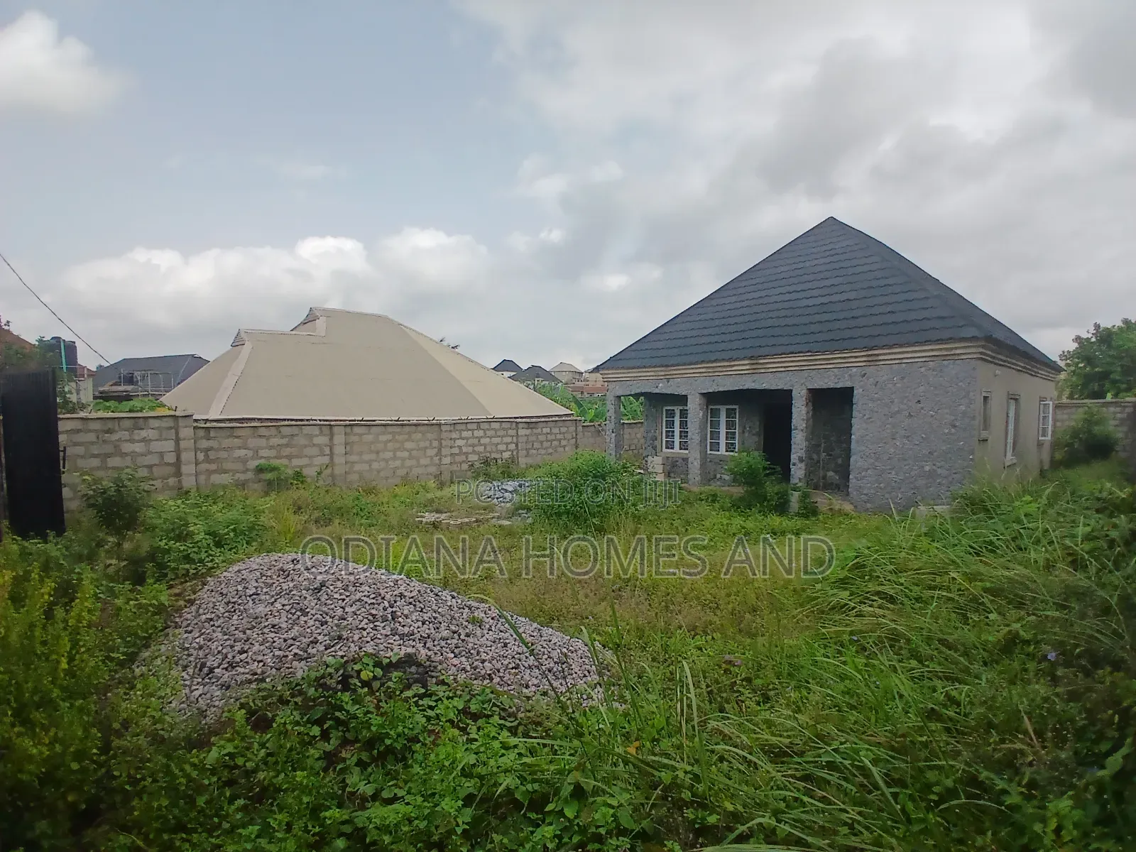 2bdrm Bungalow in Sheu, Ologuneru, Ibadan for sale in Ibadan