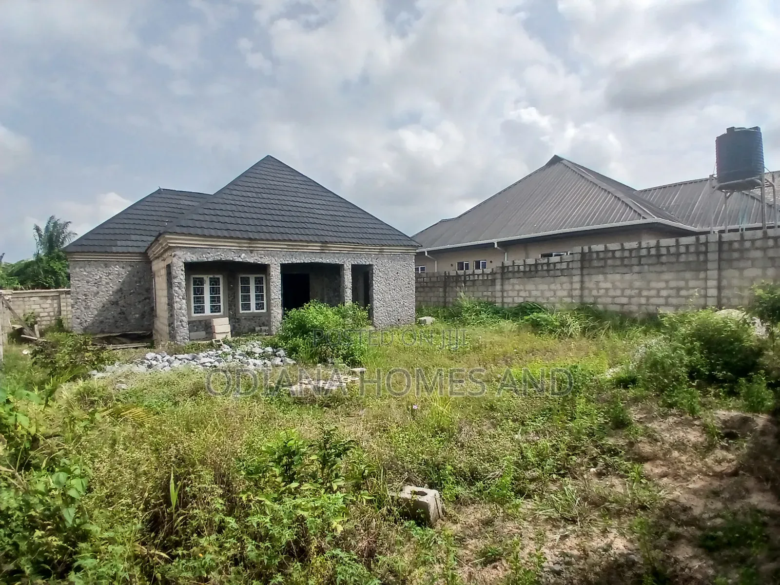 2bdrm Bungalow in Sheu, Ologuneru, Ibadan for sale in Ibadan