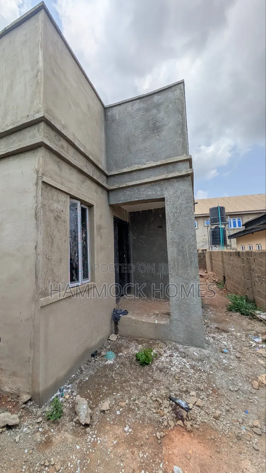 3bdrm Bungalow in Okebadan Estate, Akobo for sale in Akobo