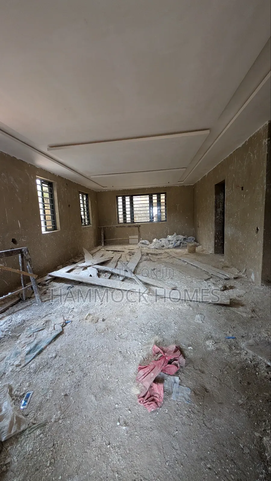 3bdrm Bungalow in Okebadan Estate, Akobo for sale in Akobo