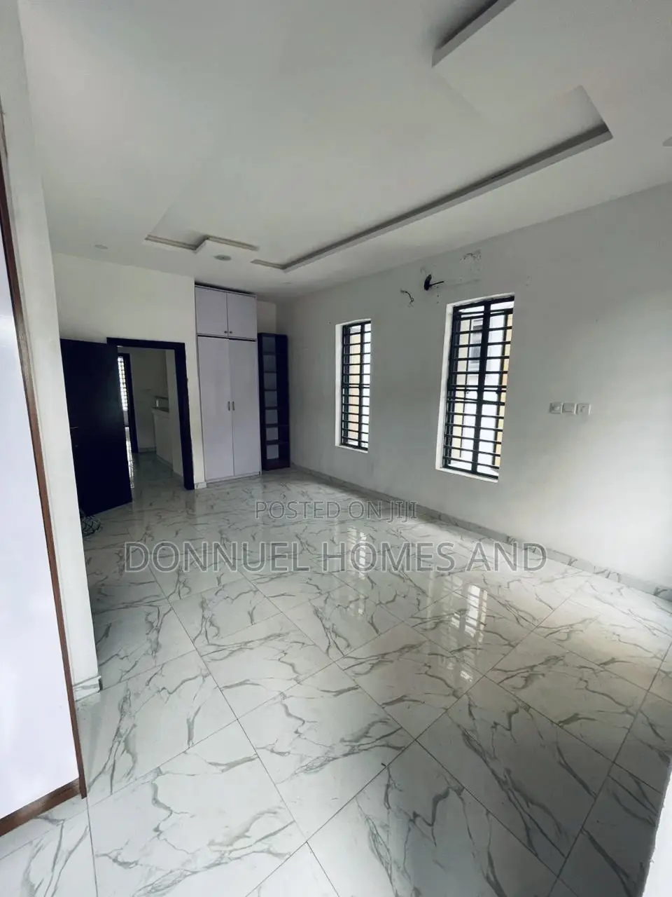 4bdrm Duplex in Ikota for rent in Ikota