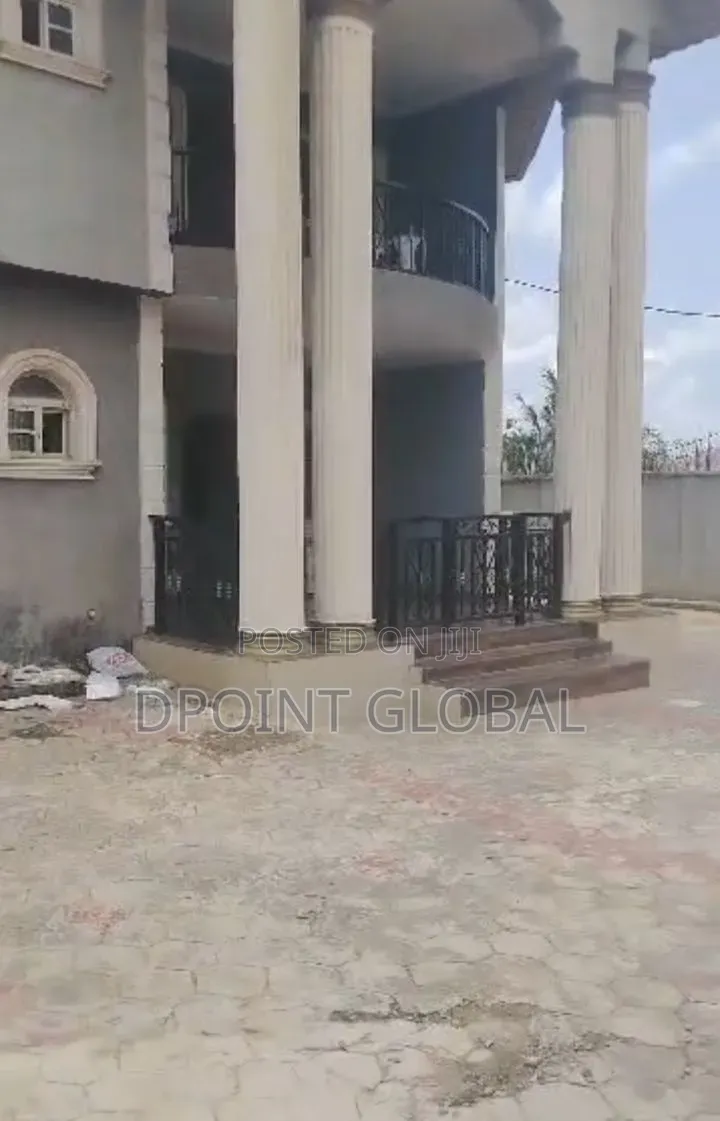8bdrm Block of Flats in Peace Estate, Baruwa for sale in Baruwa
