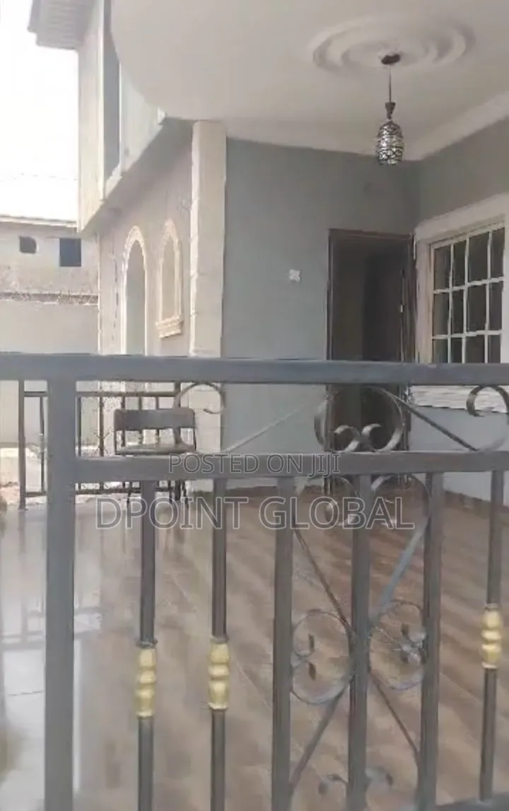 8bdrm Block of Flats in Peace Estate, Baruwa for sale in Baruwa