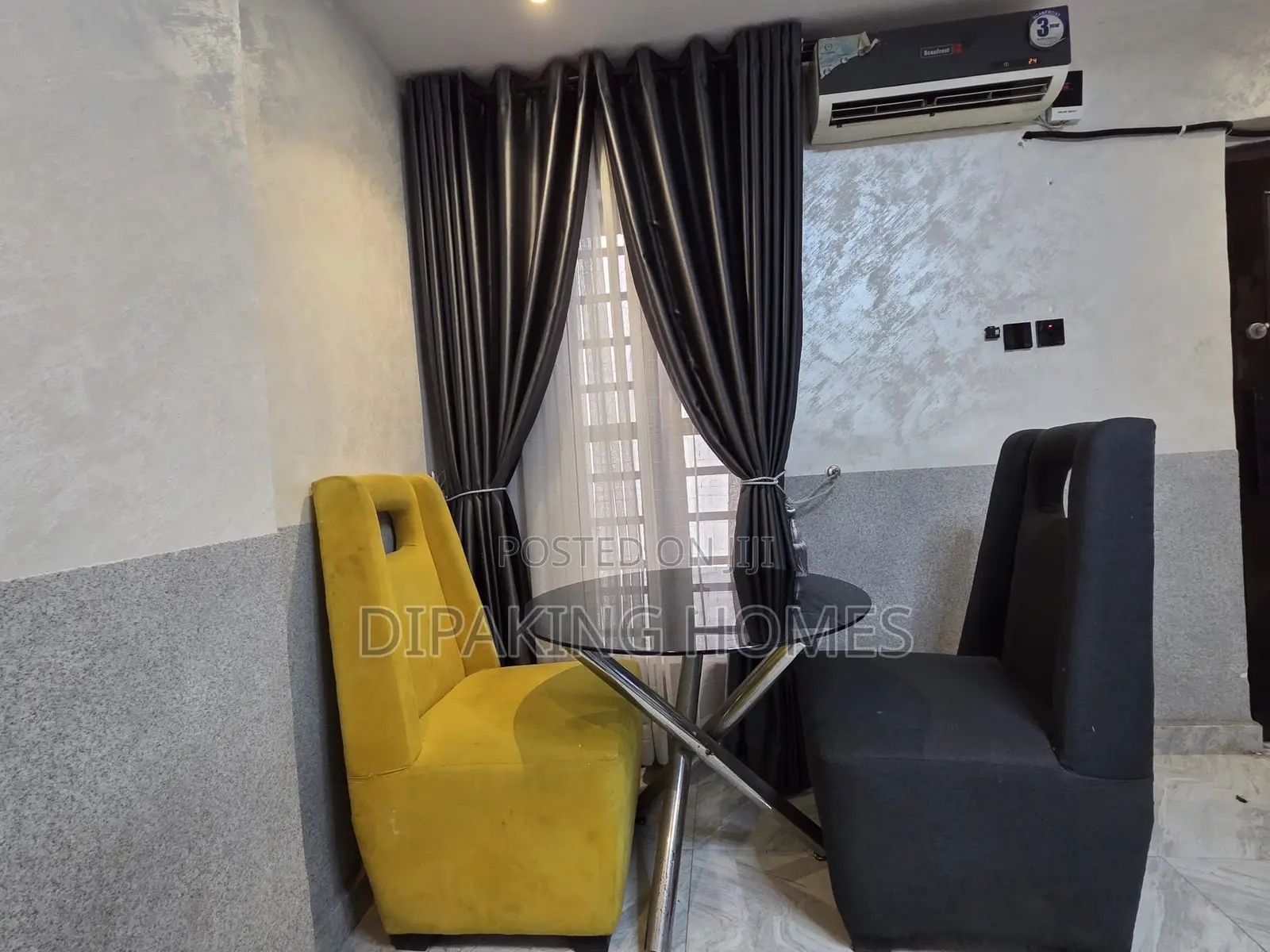 Studio Apartment in Anthony in Anthony Village