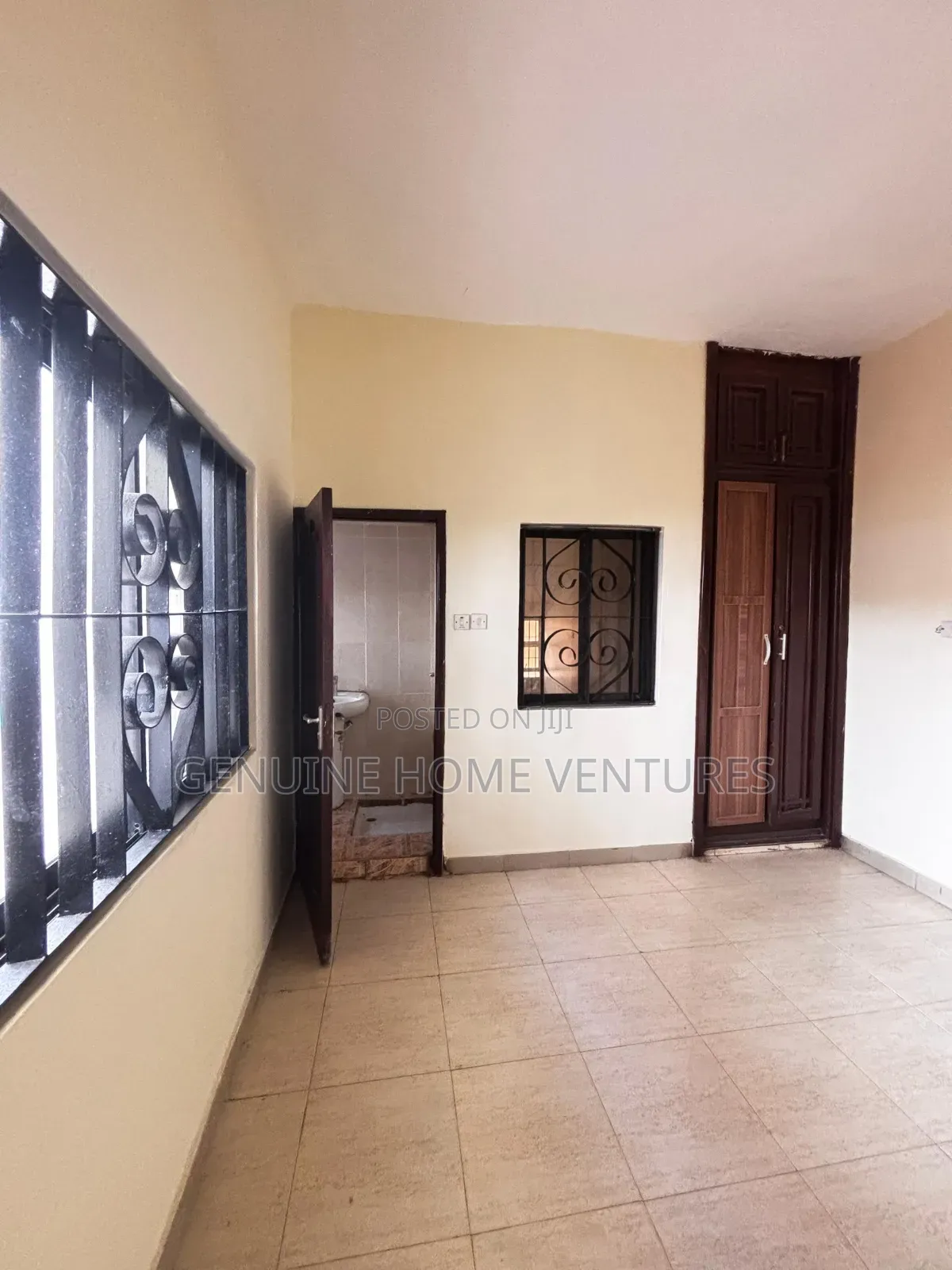 1bdrm Apartment in Ikoyi Lagos, Ikota for rent in Ikota