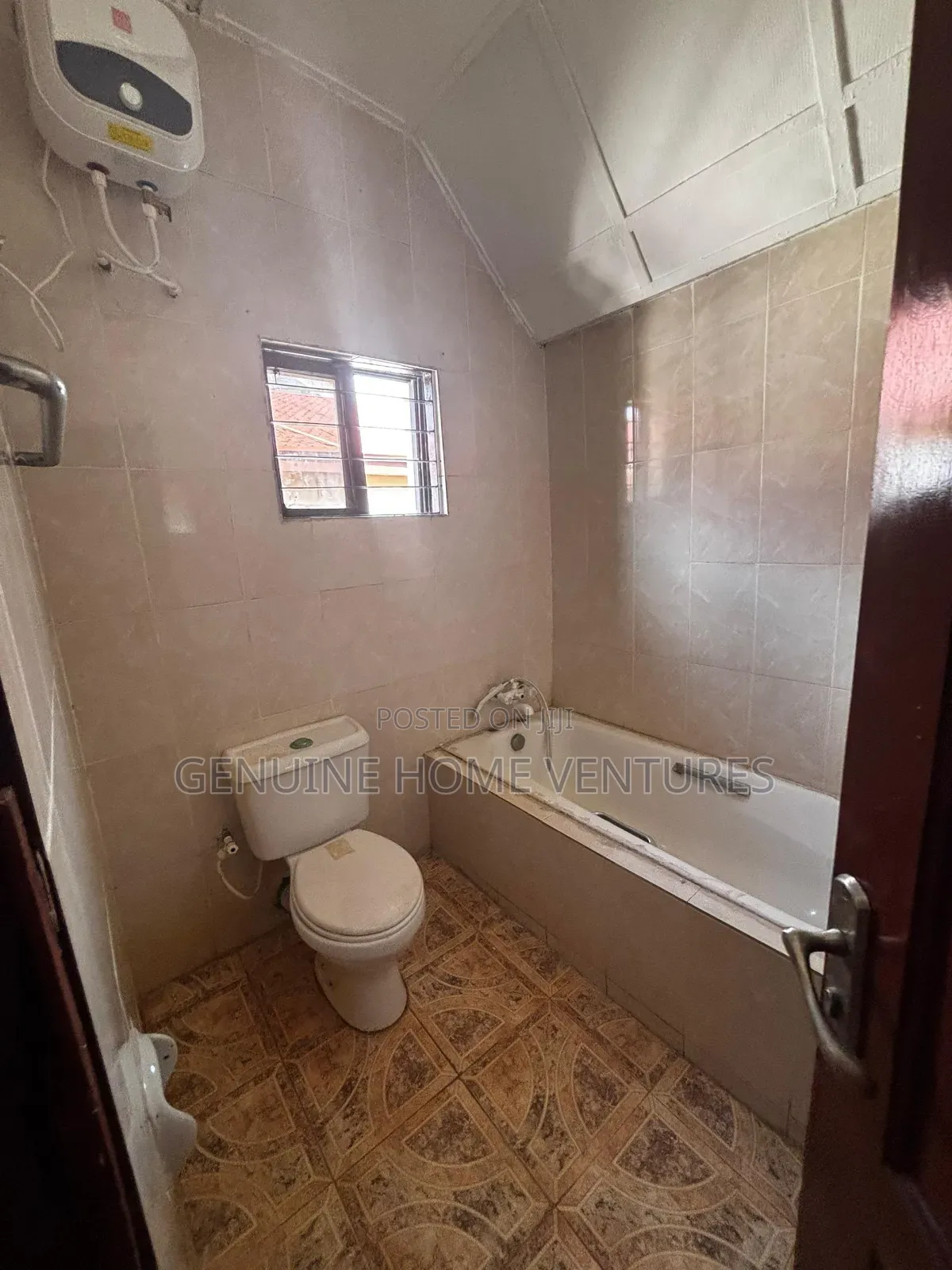 1bdrm Apartment in Ikoyi Lagos, Ikota for rent in Ikota