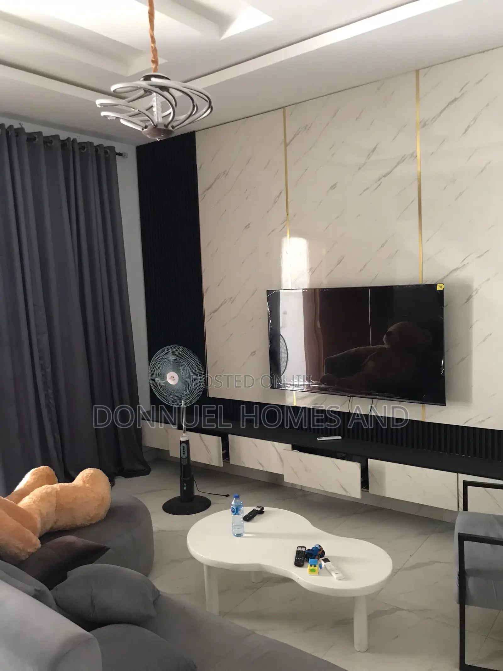 Furnished 3bdrm Townhouse / Terrace in Ikota for rent in Ikota