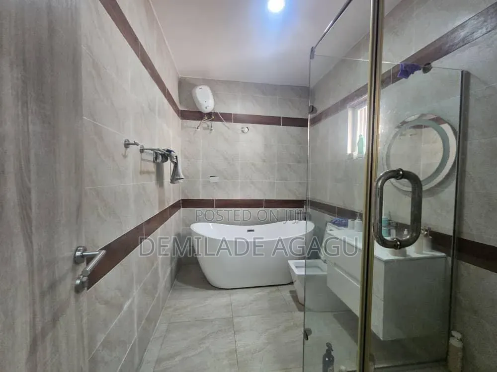 Furnished 4bdrm Duplex in Ikate for sale in Ikate