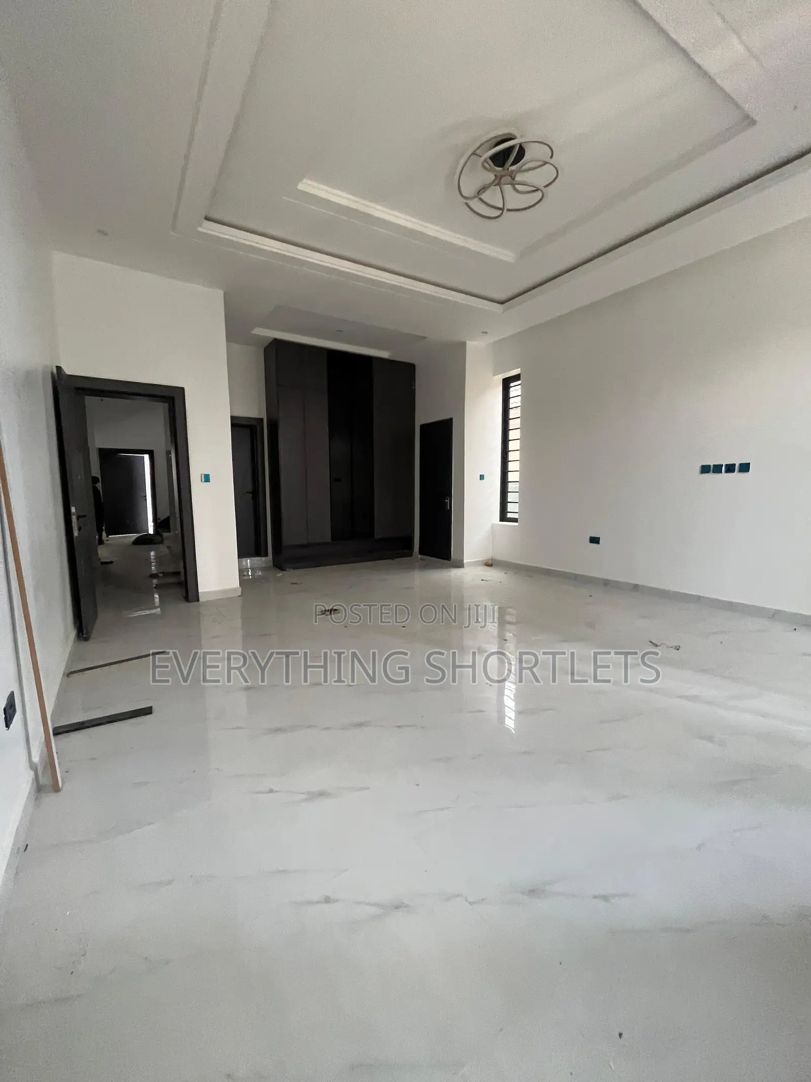 6bdrm Duplex in Apo Resettlement for sale in Apo Resettlement
