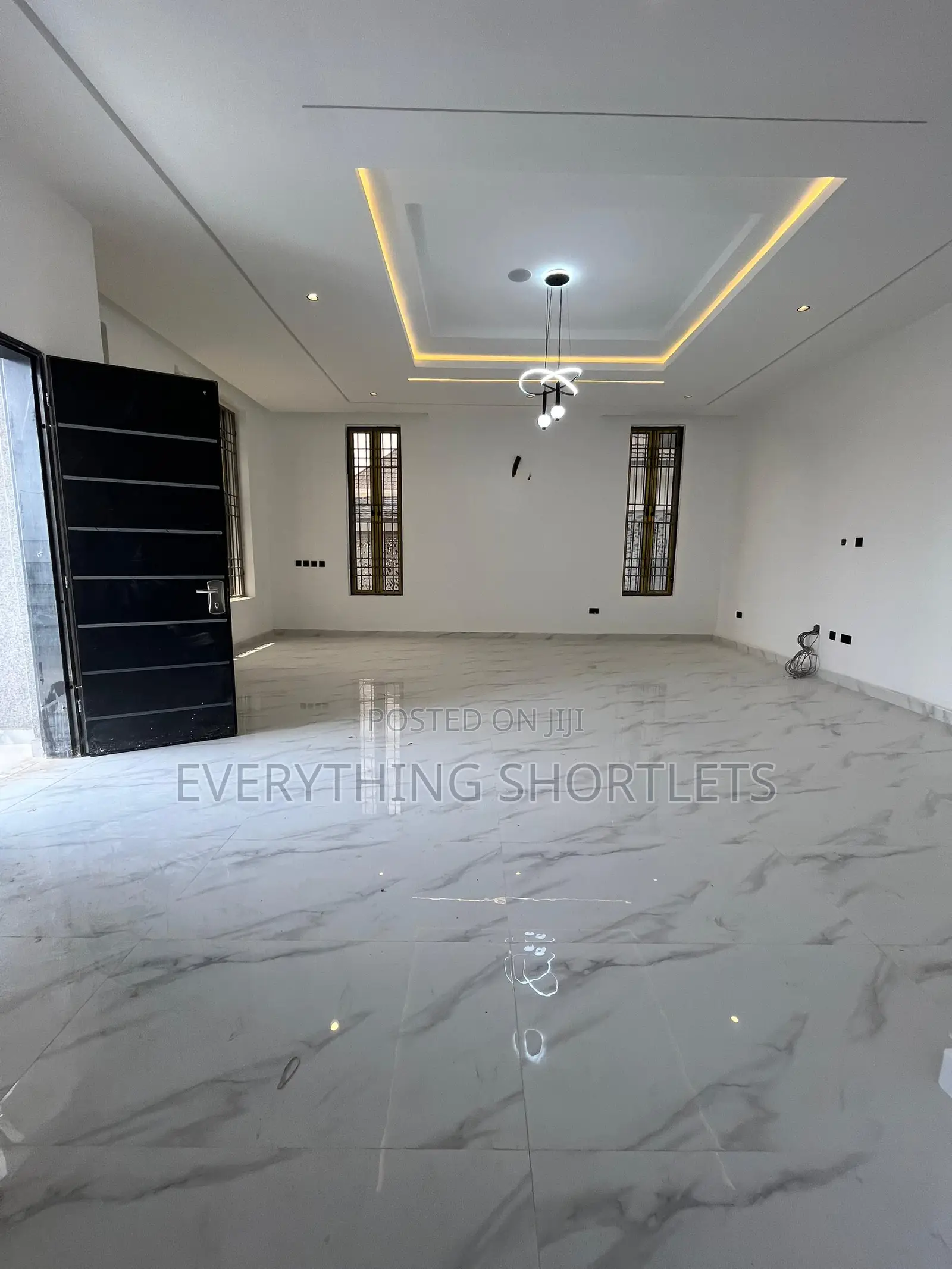 4bdrm Duplex in Apo District for sale in Apo District