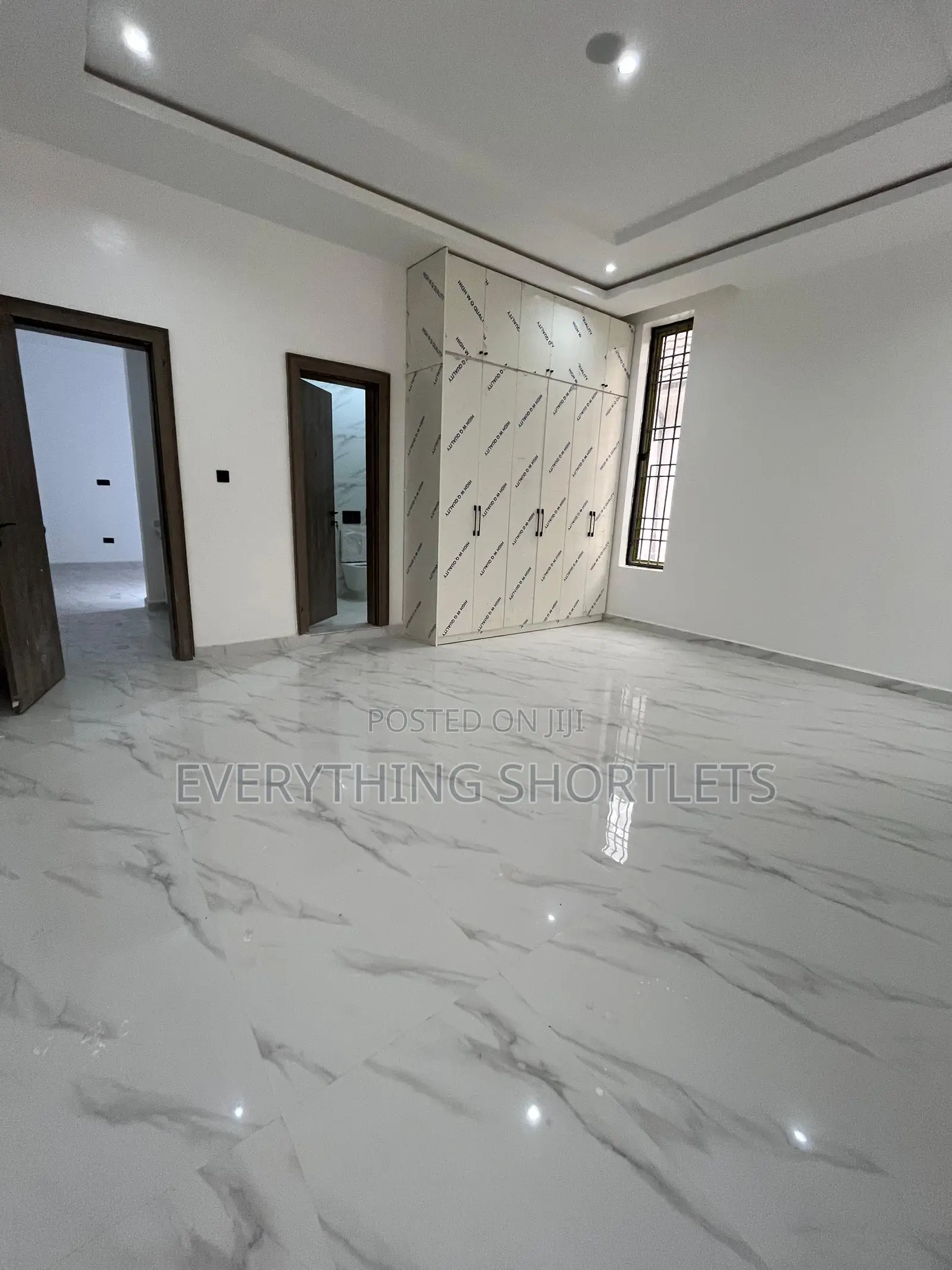 4bdrm Duplex in Apo District for sale in Apo District