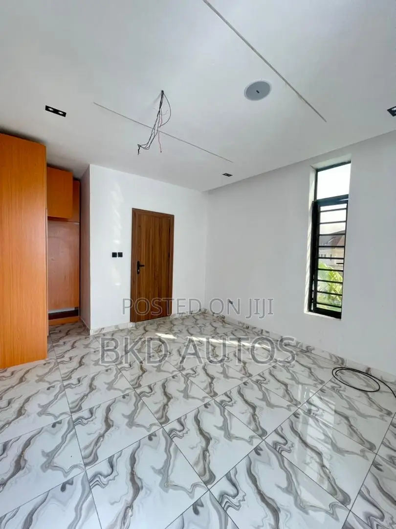 4bdrm Duplex in Ajah for sale in Ajah