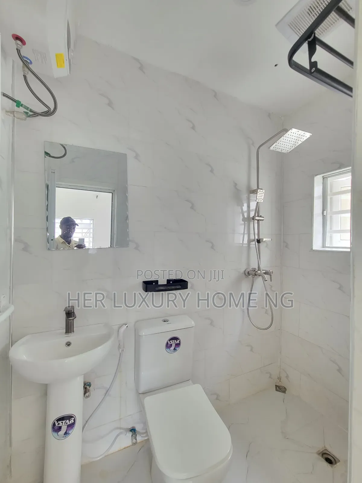 Mini Flat in Apple Wood Estate, Lekki Expressway for rent in Lekki Expressway