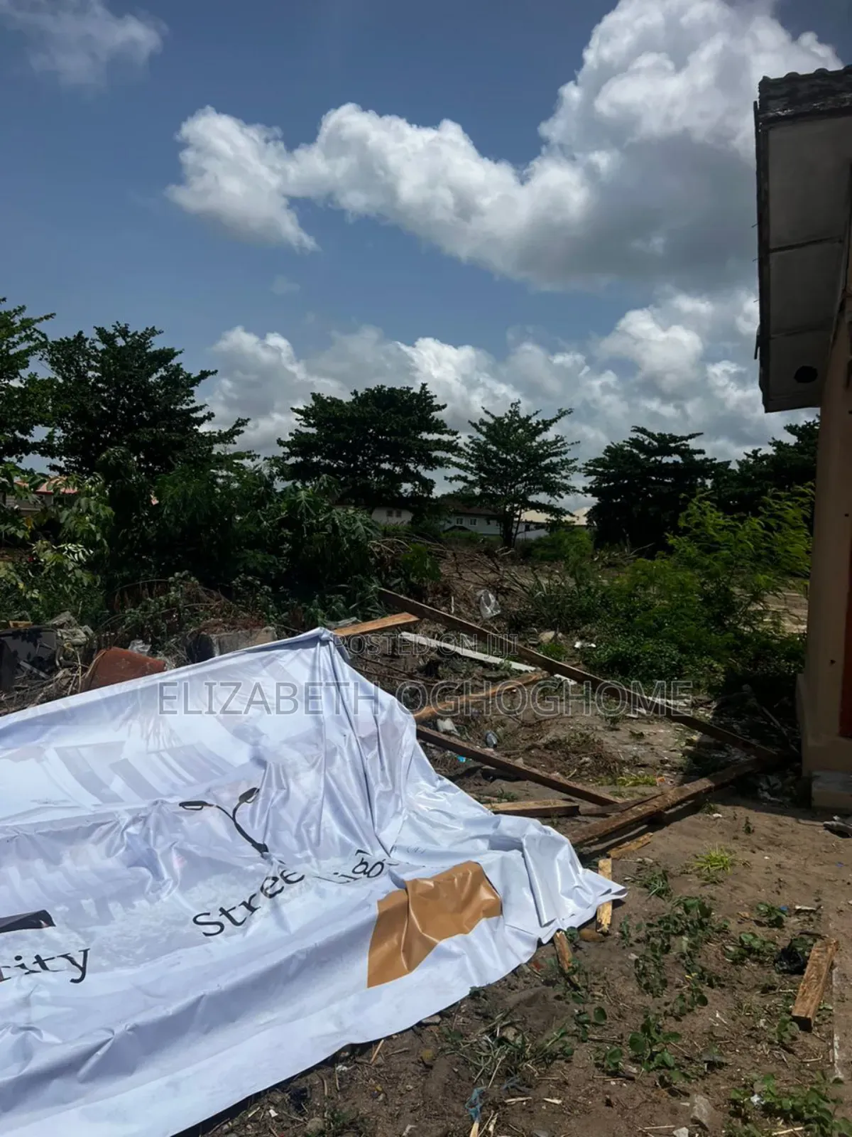 Cofo Buy and Build Land at Vgc, Lekki in VGC / Ajah
