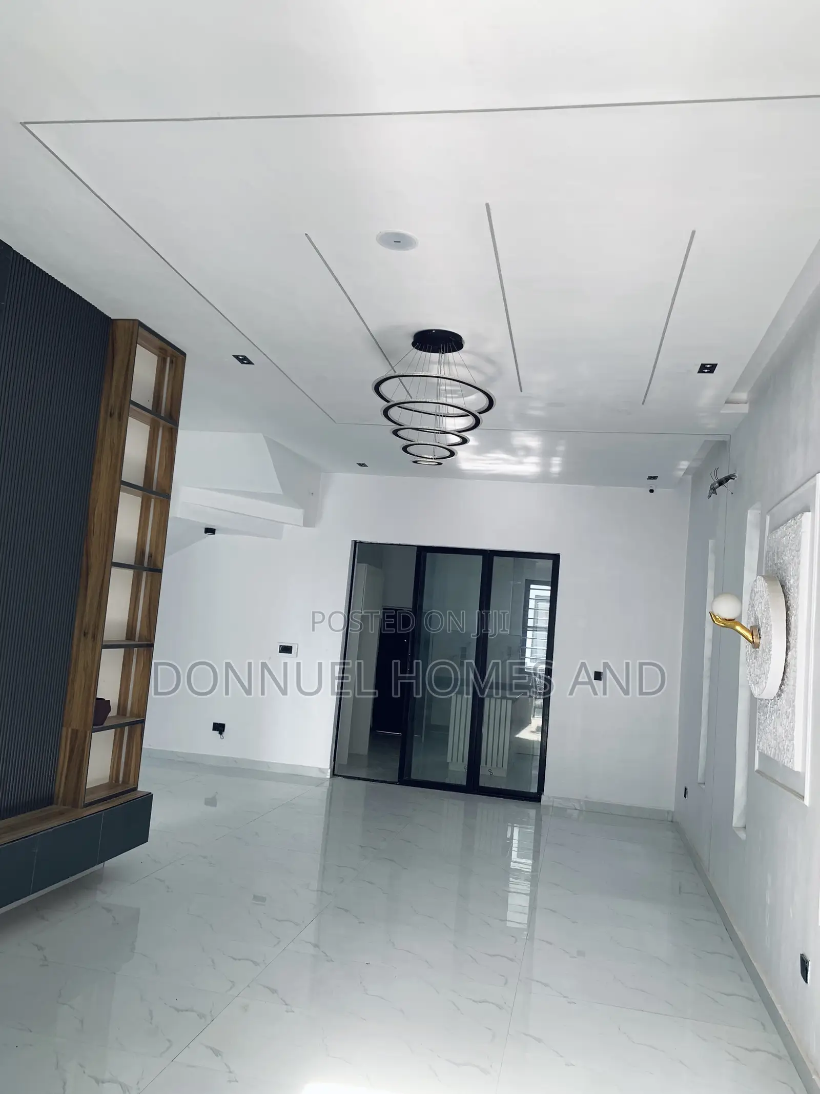 5bdrm Duplex in Ikota for sale in Ikota