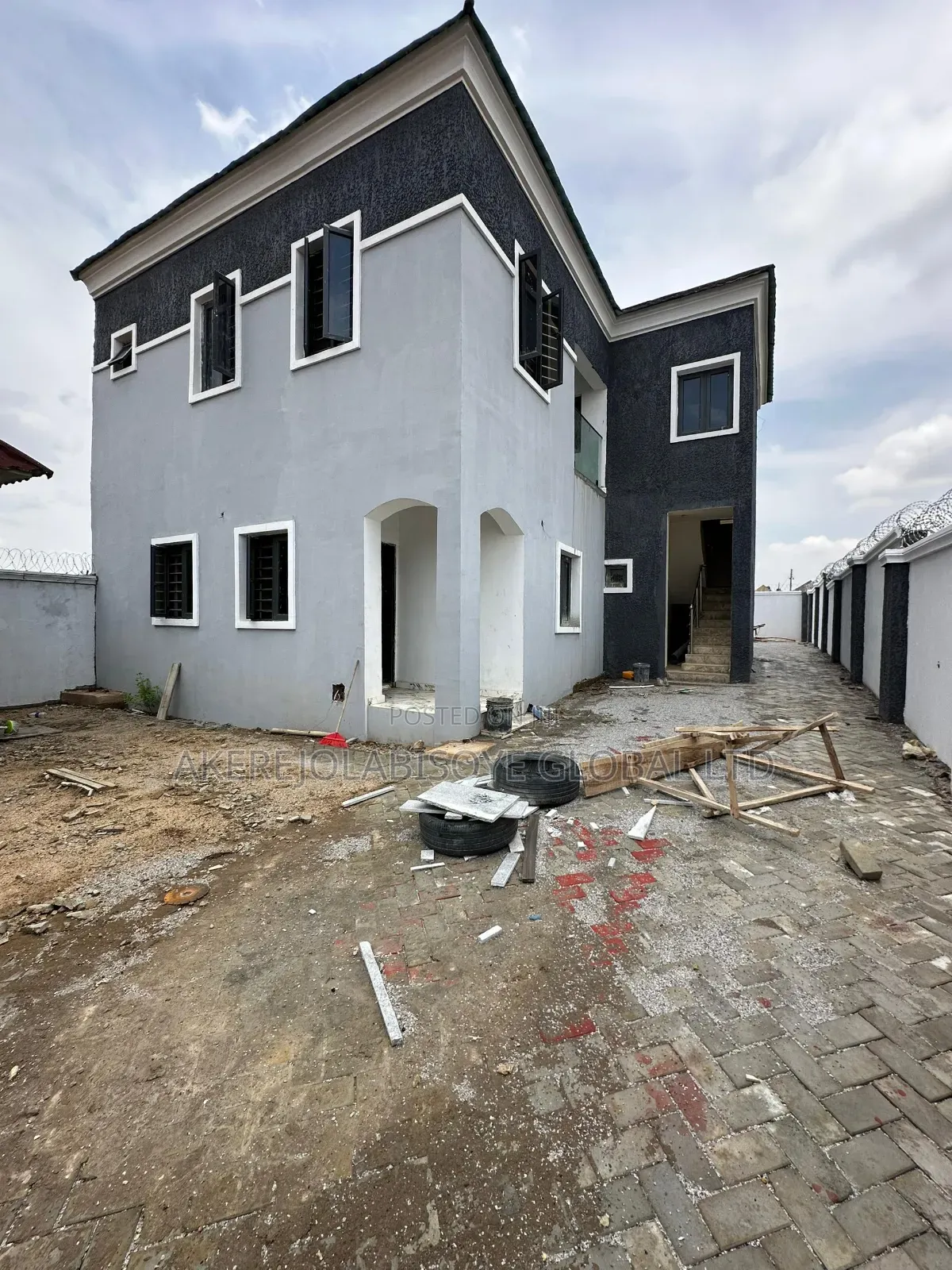 3bdrm Apartment in Gwarinpa Extension, for rent in Gwarinpa