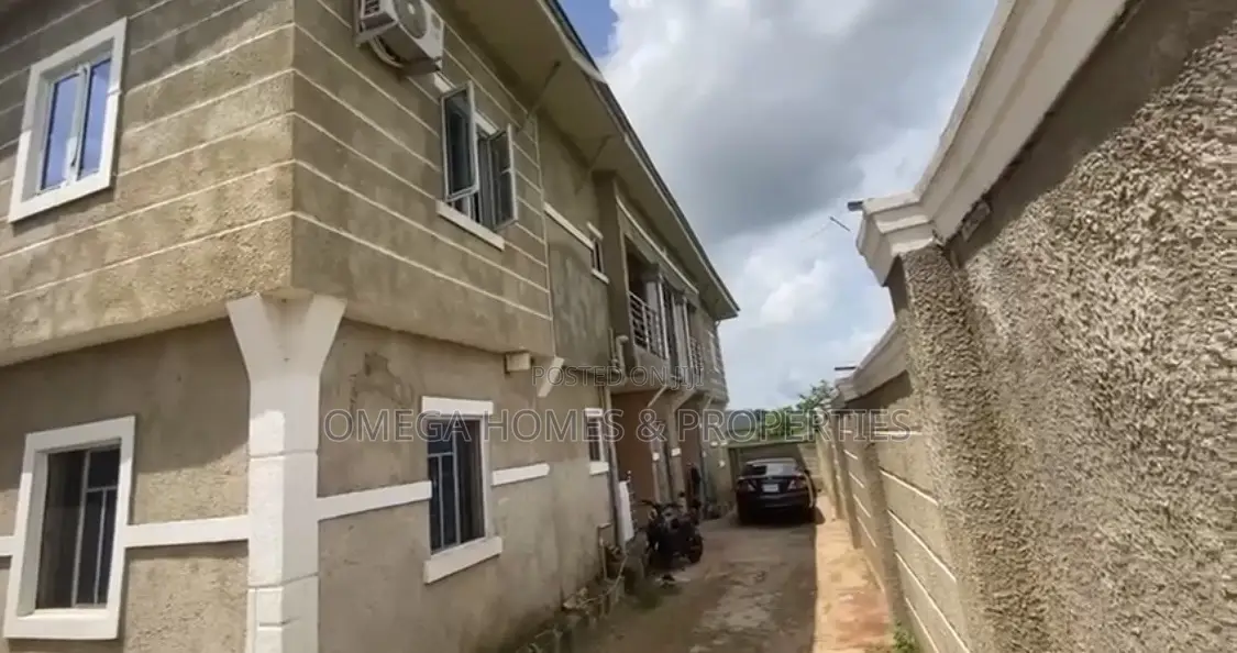 2bdrm Block of Flats in Umuahia for sale in Umuahia