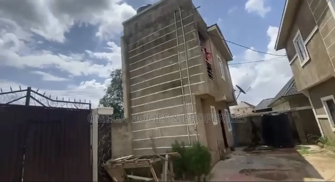 2bdrm Block of Flats in Umuahia for sale in Umuahia