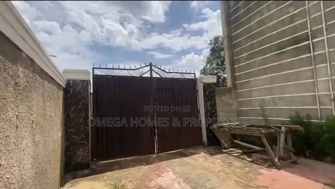 2bdrm Block of Flats in Umuahia for sale in Umuahia