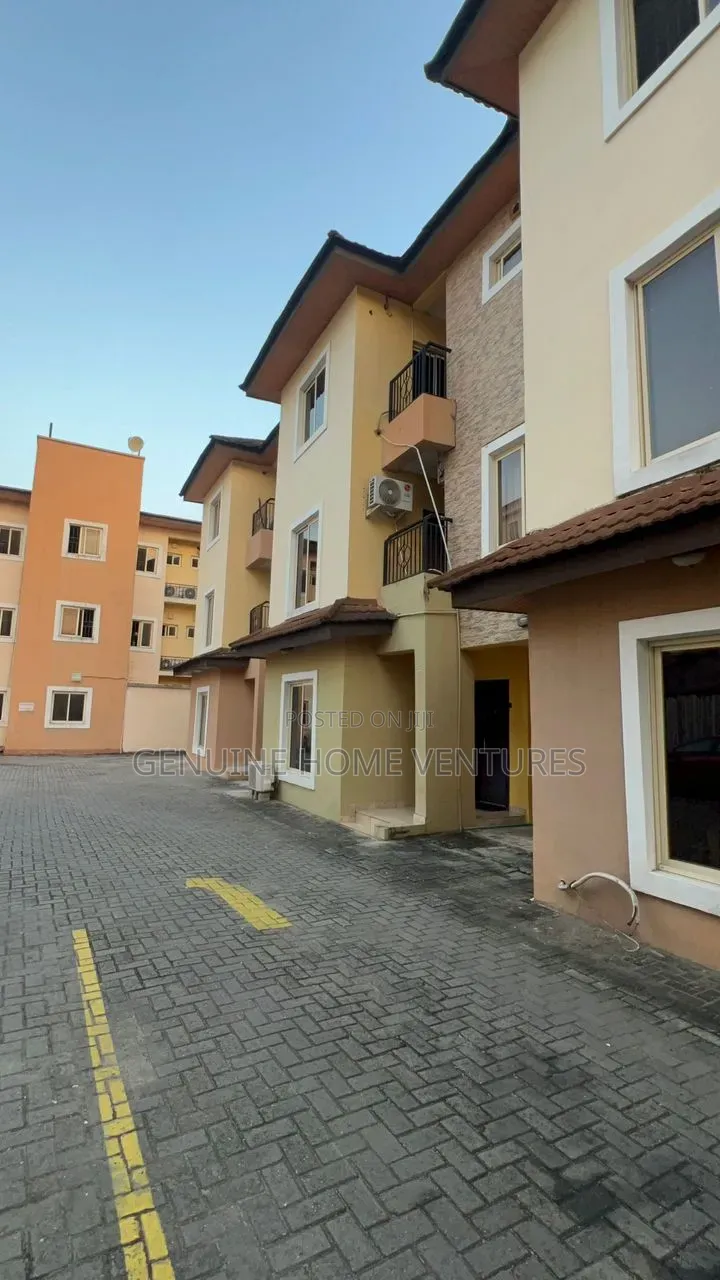 4bdrm Duplex in Lekki Phase One for rent in Lekki Phase 1