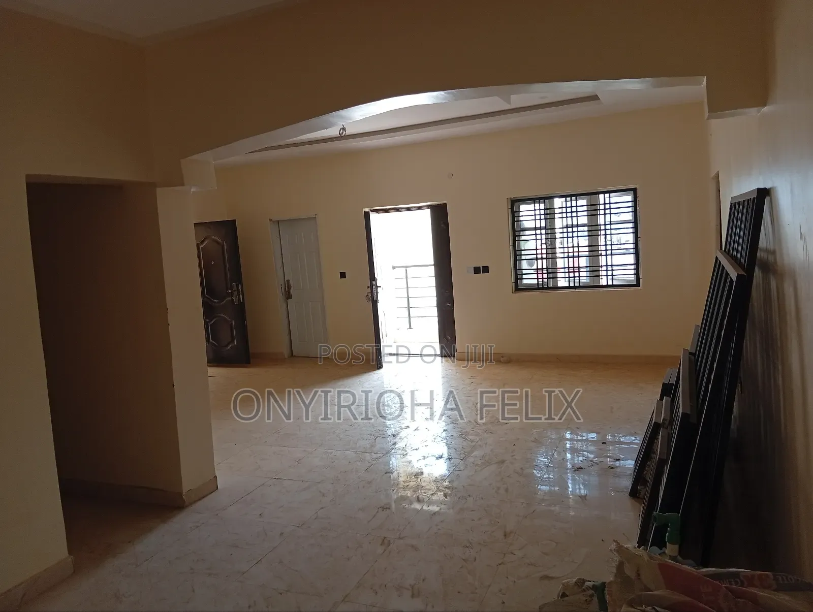 3bdrm Block of Flats in Life Camp By Stella for rent in Life Camp