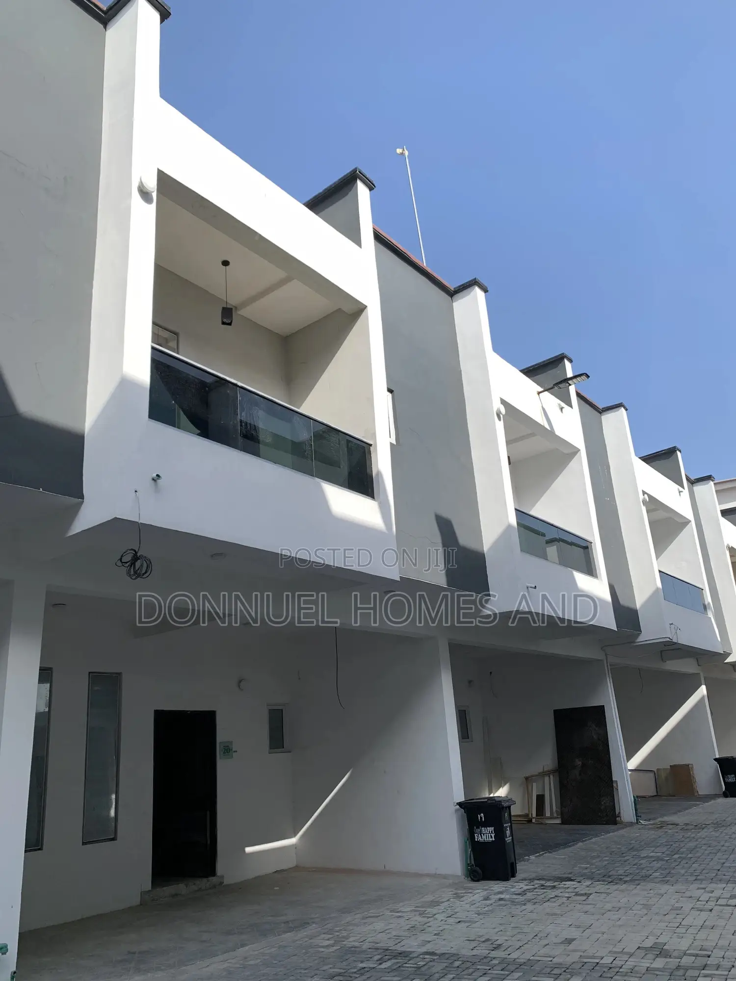 4bdrm Townhouse/Terrace in Lekki Expressway for sale in Lekki Expressway