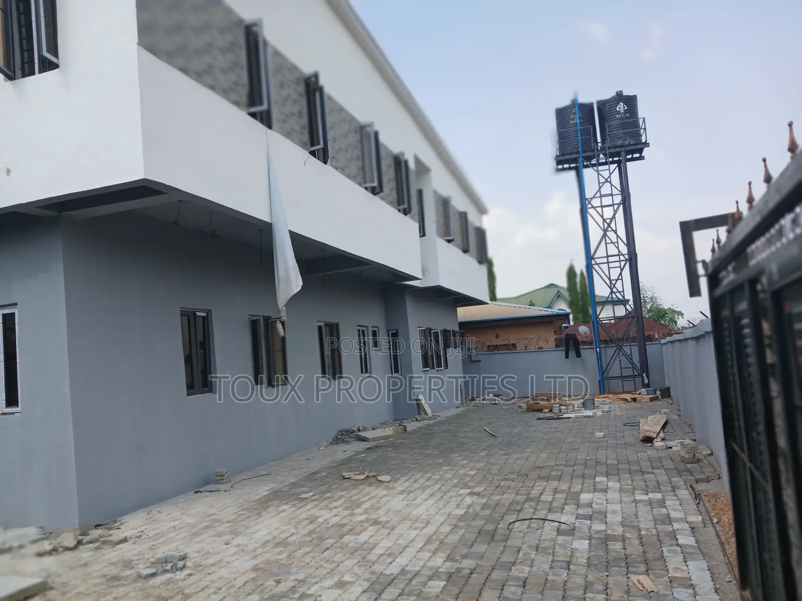 2bdrm Block of Flats in Sunrise Court, Kubwa for sale in Kubwa