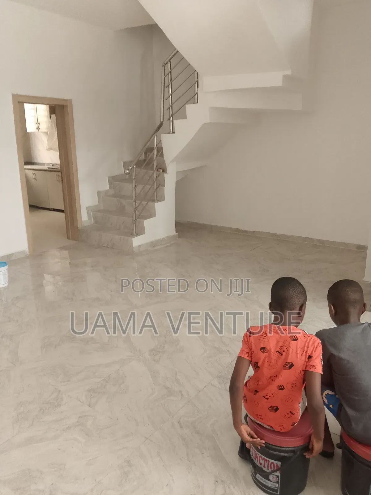 4bdrm Townhouse/Terrace in Off Lekki-Epe Expressway for Sale in Off Lekki-Epe Expressway