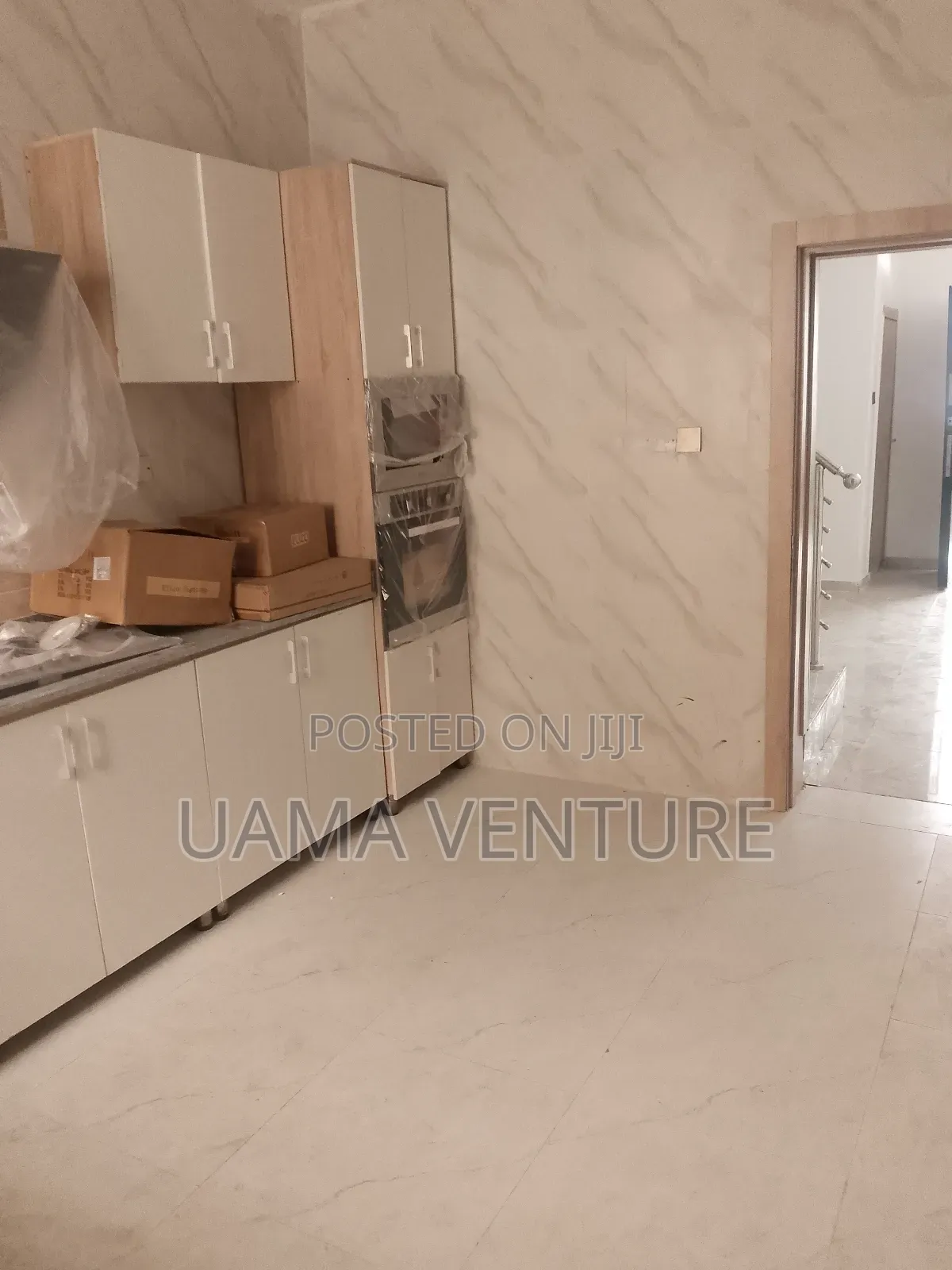 4bdrm Townhouse/Terrace in Off Lekki-Epe Expressway for Sale in Off Lekki-Epe Expressway