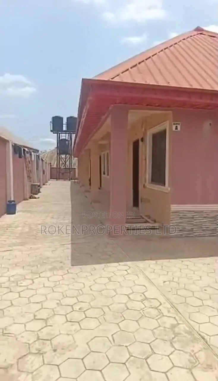 Studio Apartment in Apete Market G, Ibadan Polytechnic/University in Ibadan Polytechnic/University