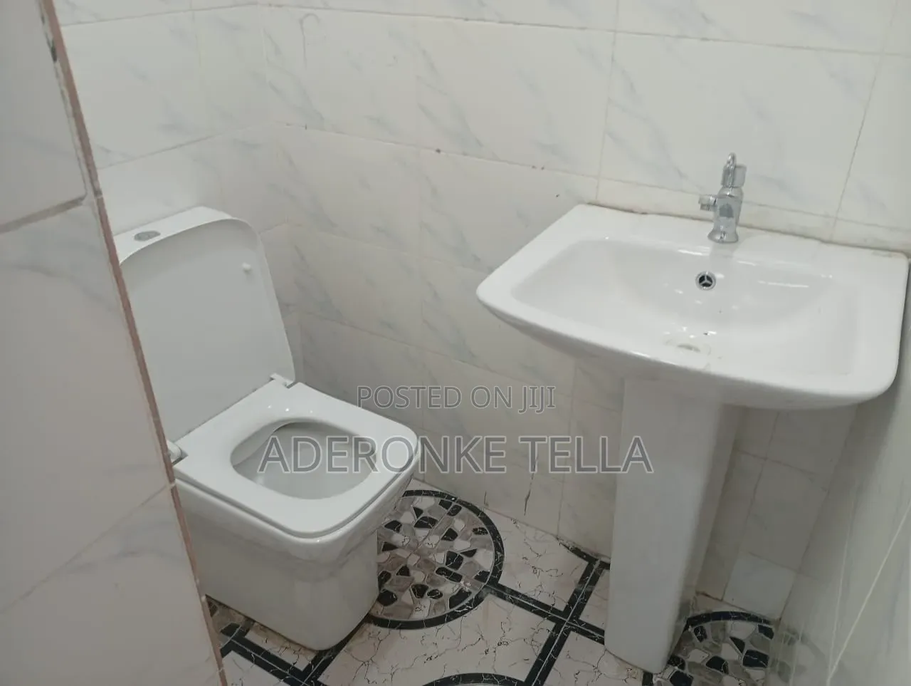 Furnished 4bdrm Duplex in Akowonjo for sale in Akowonjo