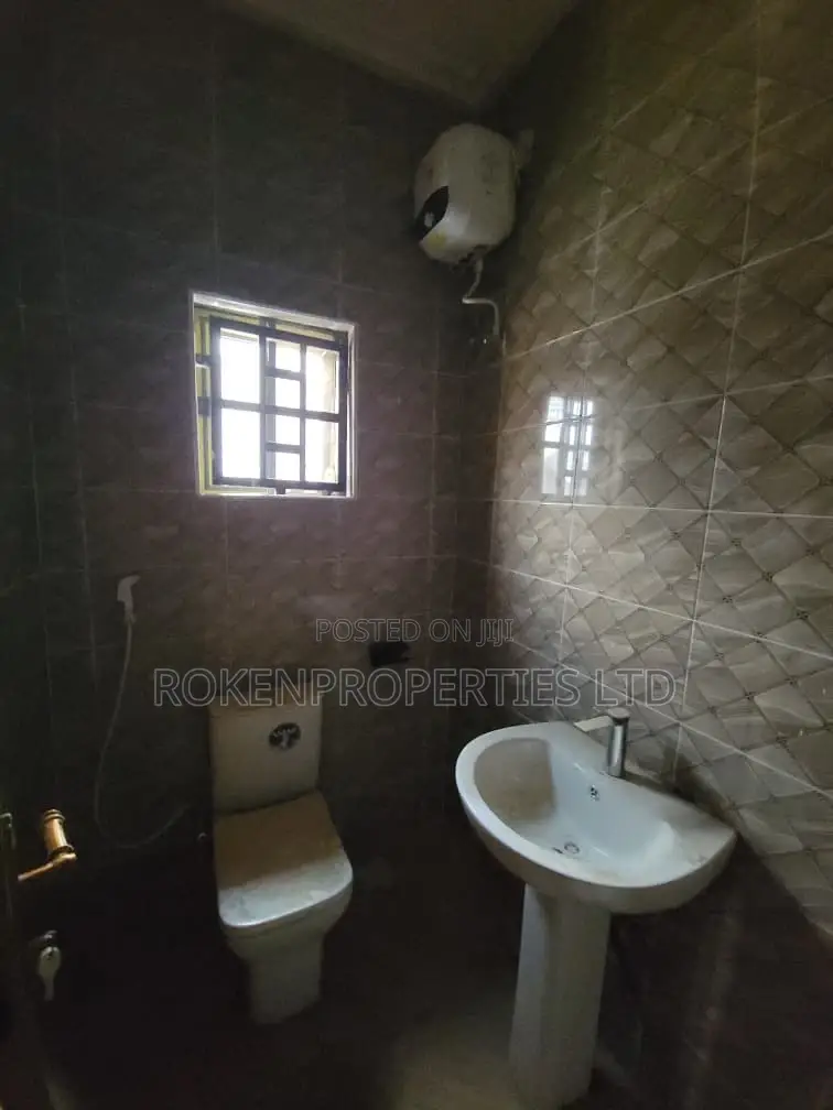 2bdrm Apartment in Akala Estate, Akobo for rent in Akobo
