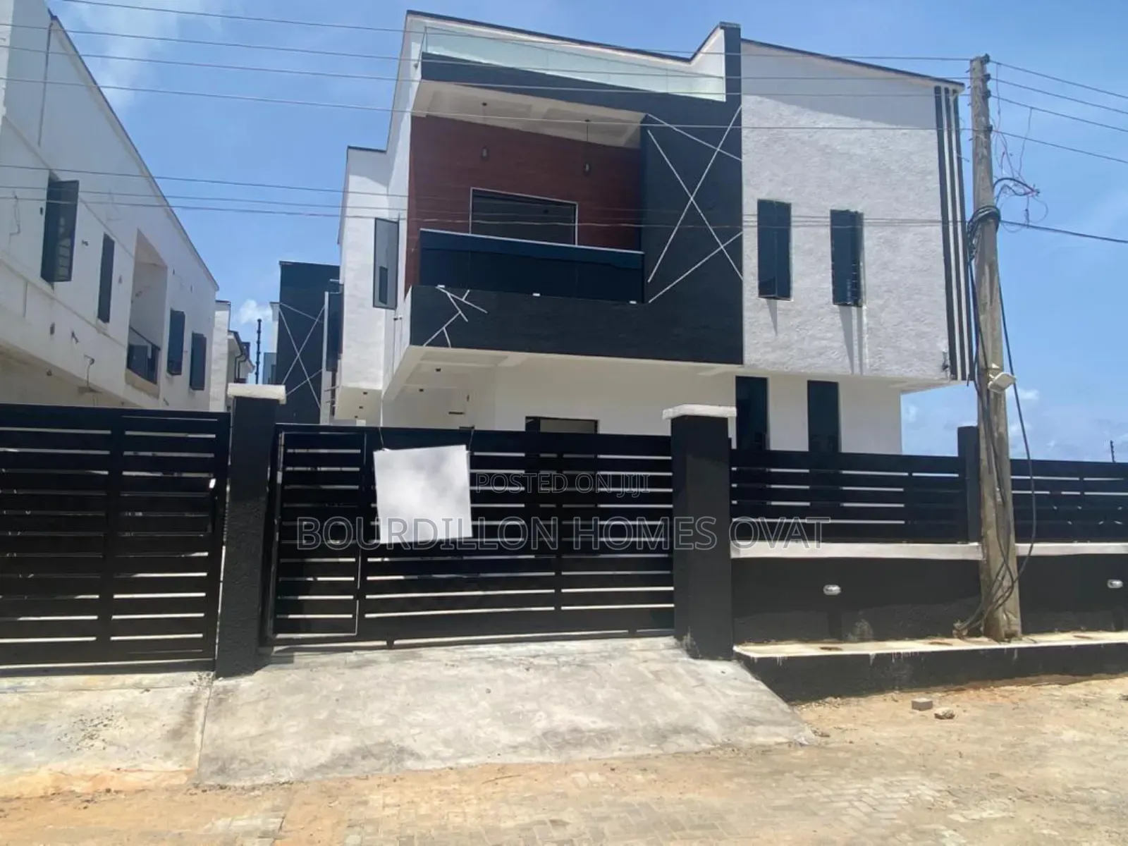 5bdrm Duplex in Orchid Lekki Lagos for sale in Ilaje / Lekki