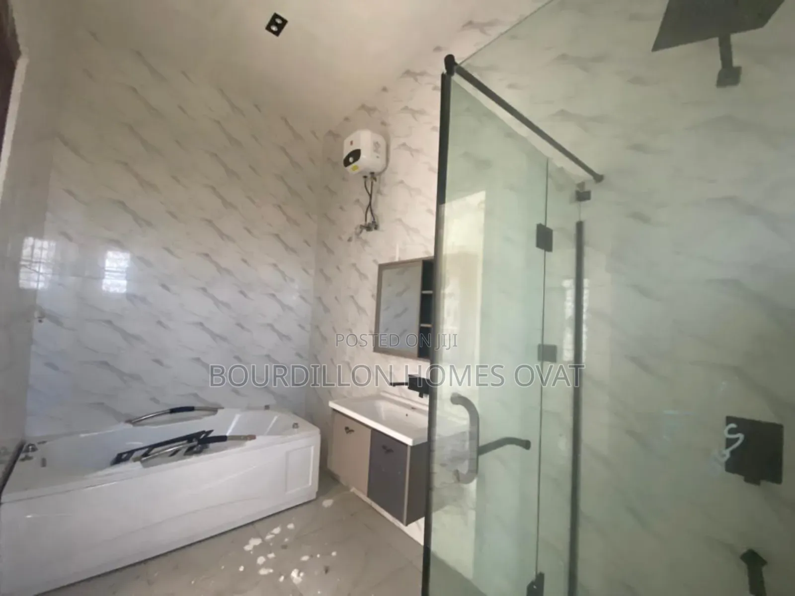 5bdrm Duplex in Orchid Lekki Lagos for sale in Ilaje / Lekki