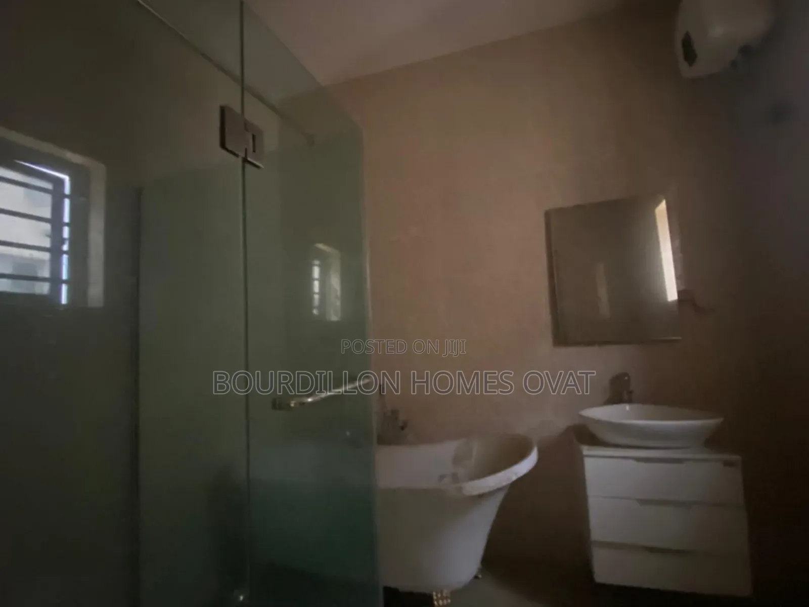 4bdrm Duplex in Orchid Lekki Lagos for sale in Ilaje / Lekki