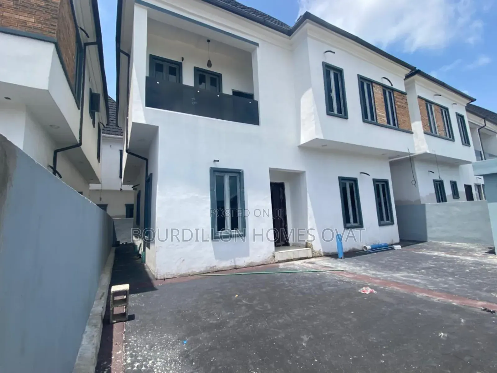 5bdrm Duplex in Orchid Lekki Lagos for sale in Ilaje / Lekki