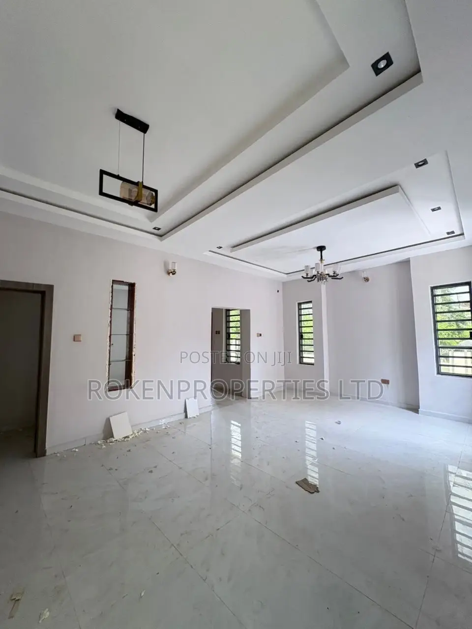 4bdrm Duplex in Calton Gate Gra for sale in Akobo
