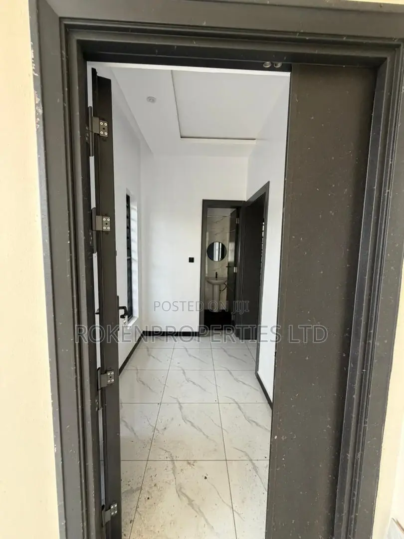 4bdrm Duplex in Jericho Hill Gra for sale in Jericho