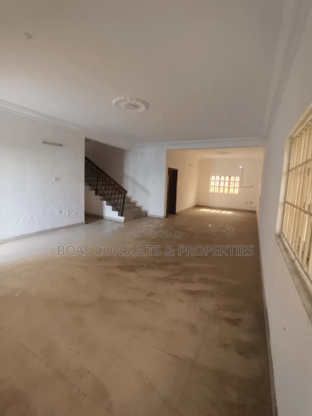 5bdrm Duplex in Ilaje / Lekki for sale in Ilaje / Lekki