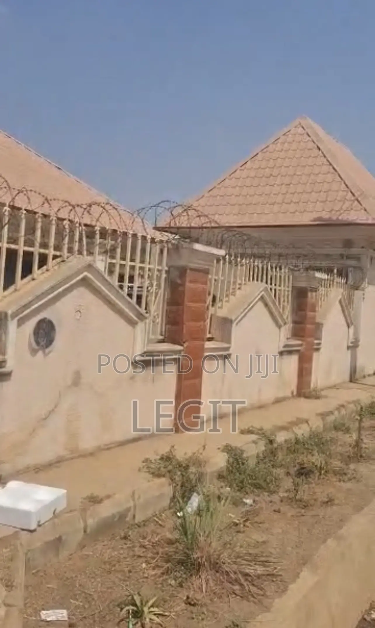 2bdrm Block of Flats in Lugbe District for sale in Lugbe District
