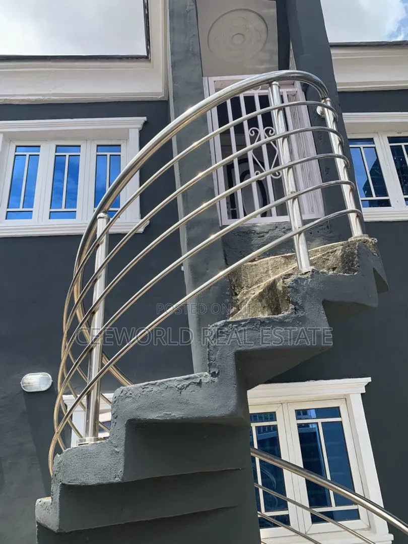 3bdrm Apartment in Idi Ope Estate, Akala Express for rent in Akala Express