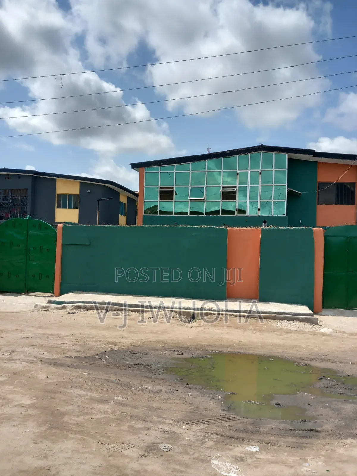 Furnished 14bdrm House in Glass House, Okokomaiko for sale in Okokomaiko